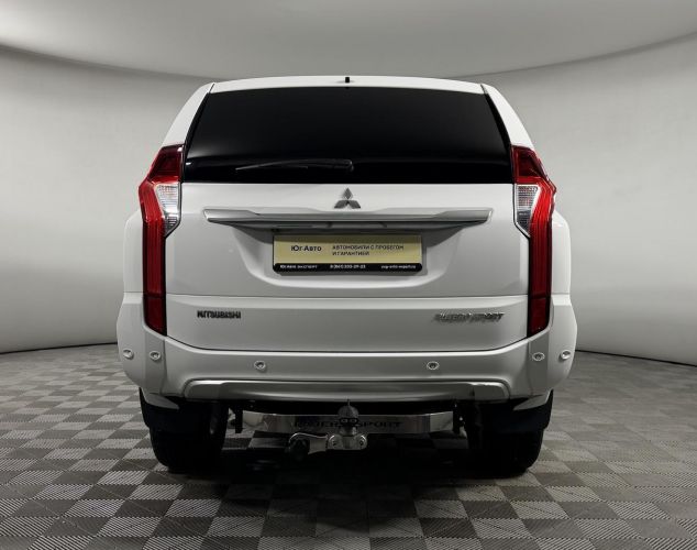 Mitsubishi Pajero Sport  