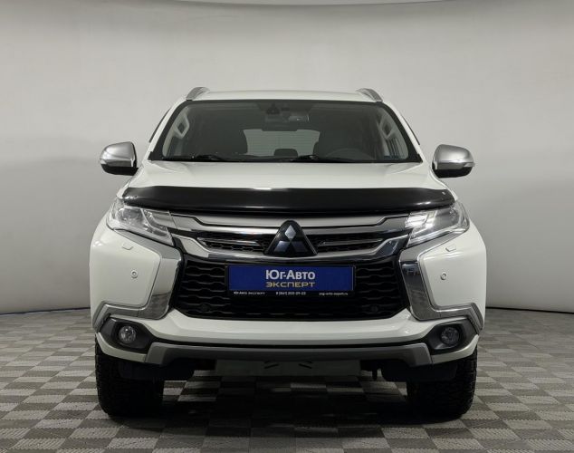 Mitsubishi Pajero Sport  