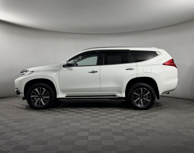 Mitsubishi Pajero Sport  