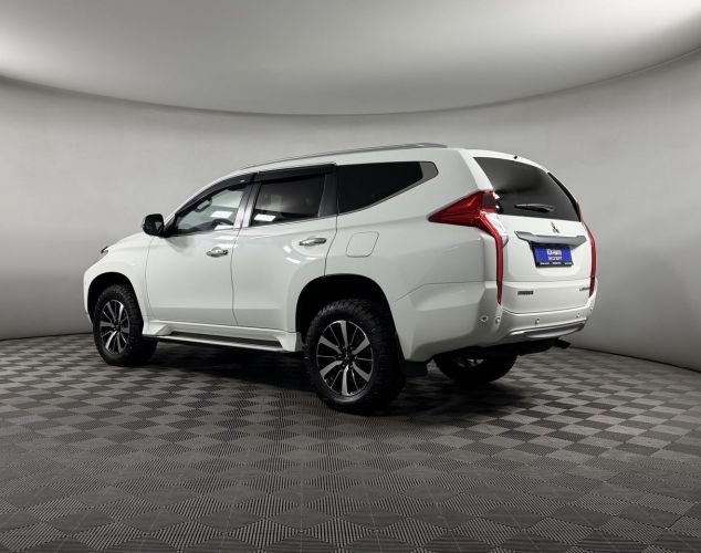 Mitsubishi Pajero Sport  