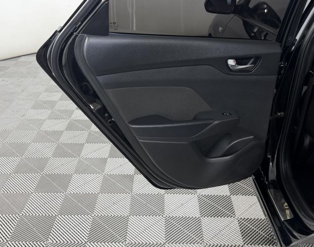 Hyundai Solaris  Active