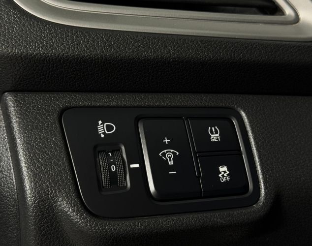 Hyundai Solaris  Active