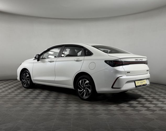 BAIC Ю5 Плюс (U5 Plus)  