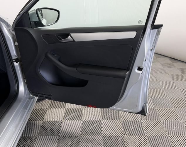 Volkswagen Jetta  Highline
