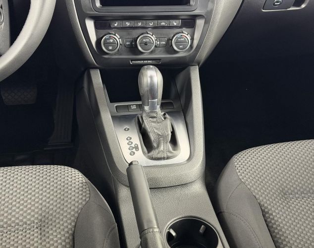 Volkswagen Jetta  Highline