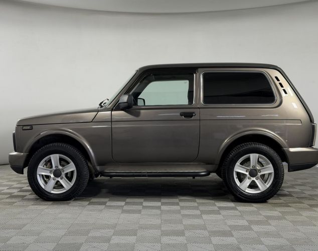 LADA (ВАЗ) Niva (4x4)  