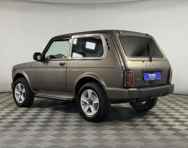 LADA (ВАЗ) Niva (4x4)  