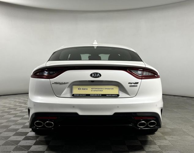 Kia Stinger  