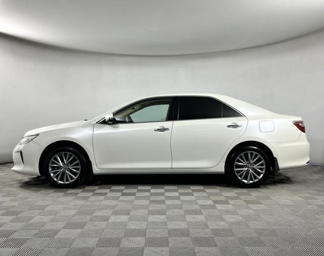 Toyota Camry  Exclusive