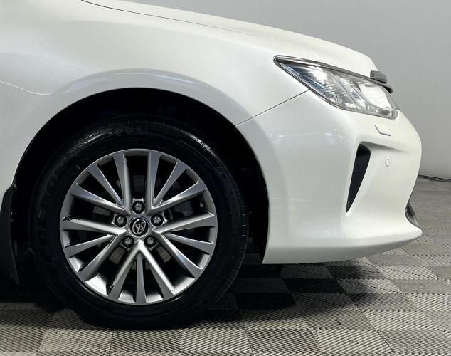 Toyota Camry  Exclusive