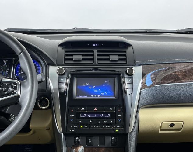 Toyota Camry  Exclusive