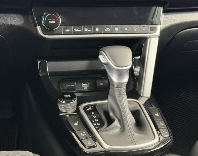Kia Seltos  Prestige