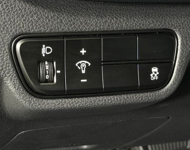 Kia Seltos  Prestige