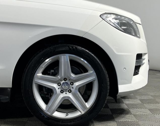 Mercedes-Benz M-Класс  