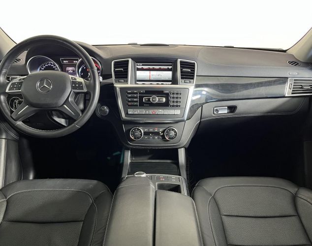 Mercedes-Benz M-Класс  