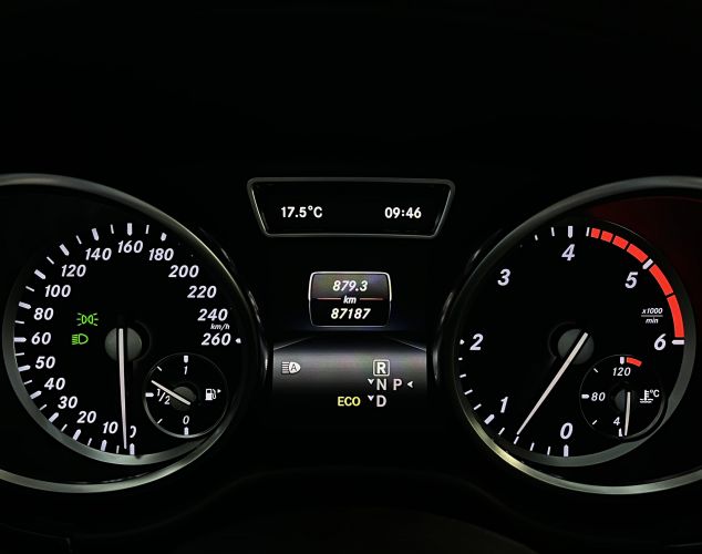 Mercedes-Benz M-Класс  