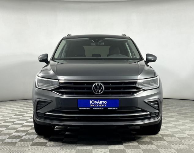 Volkswagen Tiguan  Status Plus