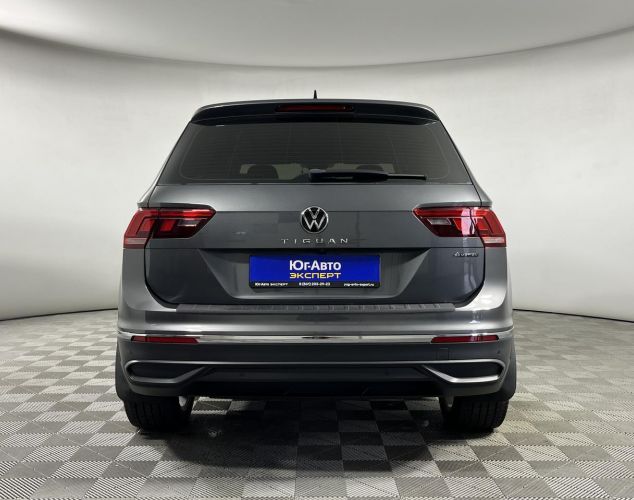 Volkswagen Tiguan  Status Plus