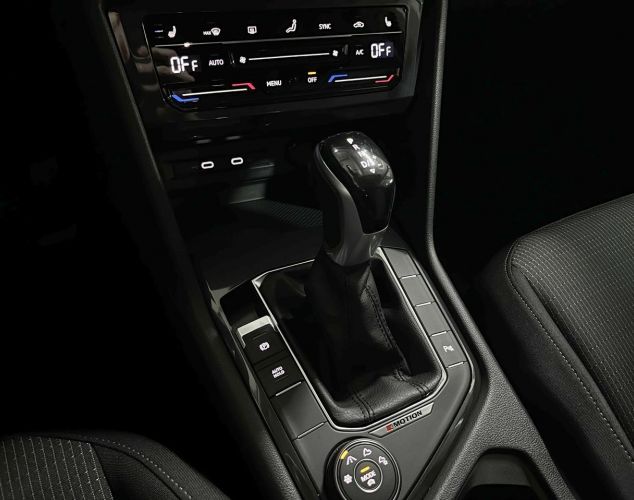 Volkswagen Tiguan  Status Plus