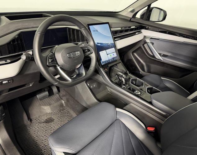 Geely Atlas  Flagship Exclusive