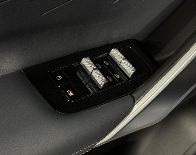 Geely Atlas  Flagship Exclusive