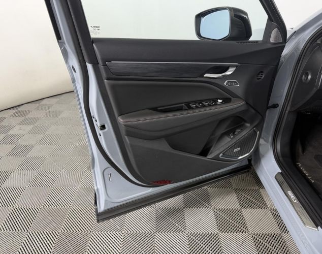 Geely Tugella  