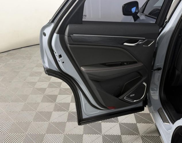 Geely Tugella  