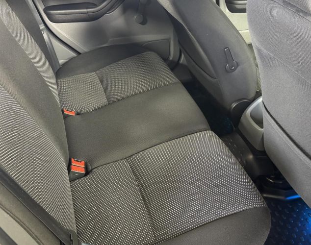 Ford Focus  Ambiente