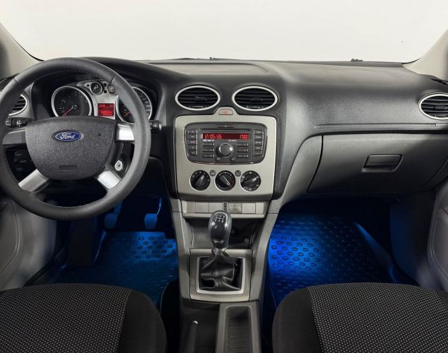 Ford Focus  Ambiente
