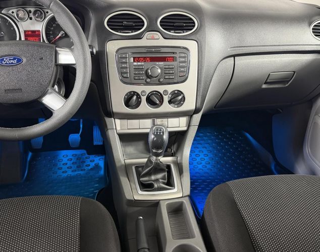 Ford Focus  Ambiente