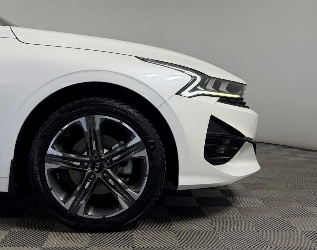 Kia K5  Prestige