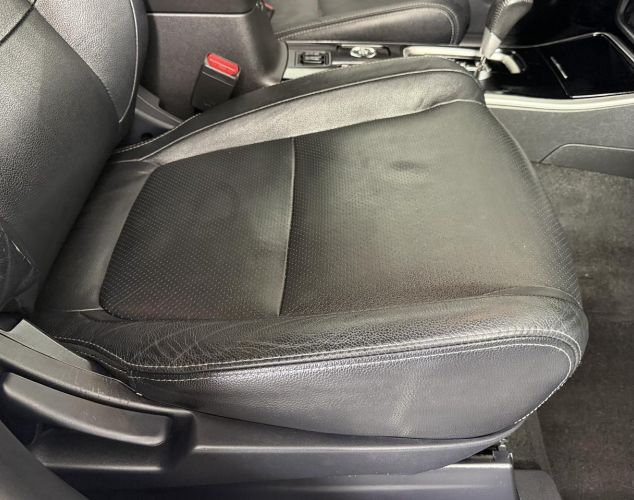 Mitsubishi Outlander  Inform 2WD