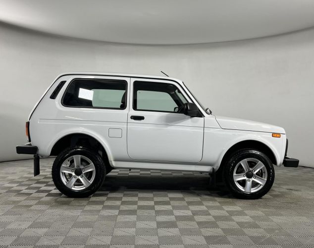 LADA (ВАЗ) Niva (4x4)  