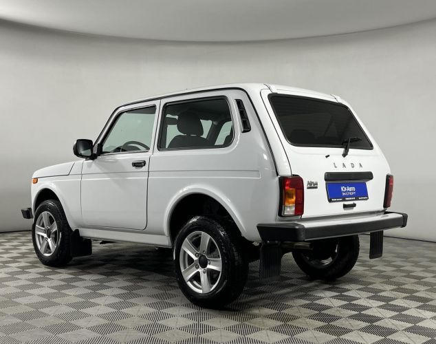 LADA (ВАЗ) Niva (4x4)  
