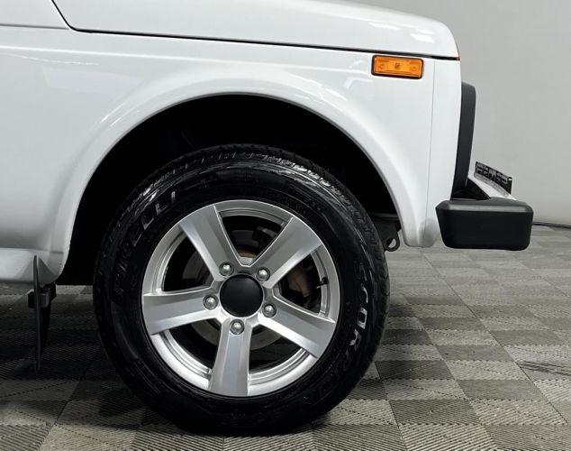 LADA (ВАЗ) Niva (4x4)  