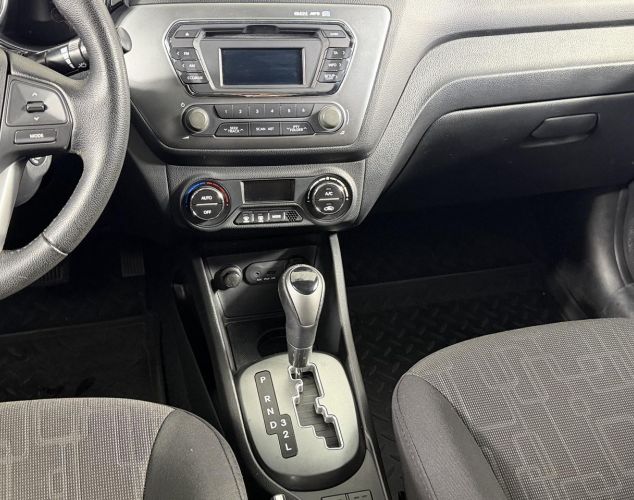 Kia Rio  Luxe