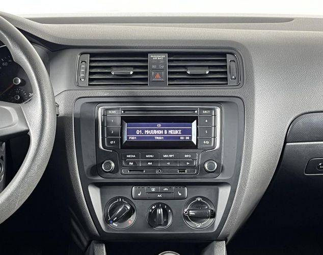 Volkswagen Jetta  