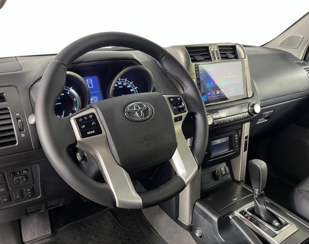 Toyota Land Cruiser Prado  Люкс (5 мест)
