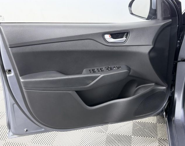 Hyundai Solaris  Elegance