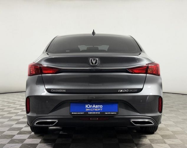 Changan EADO  Luxe