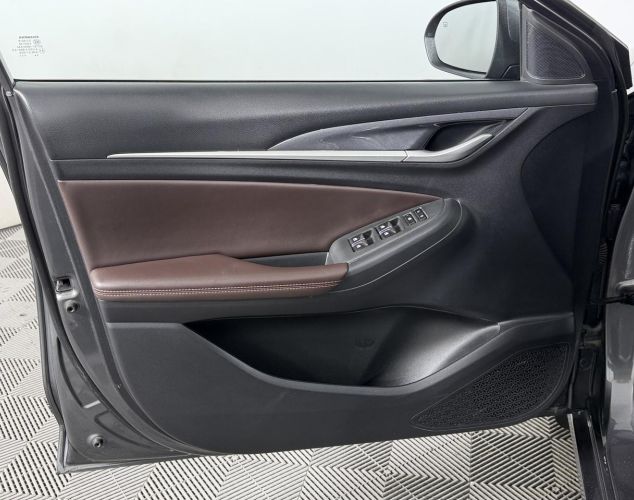Changan EADO  Luxe