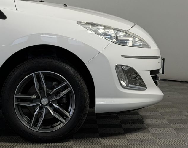 Peugeot 408  Access