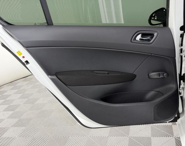 Peugeot 408  Access