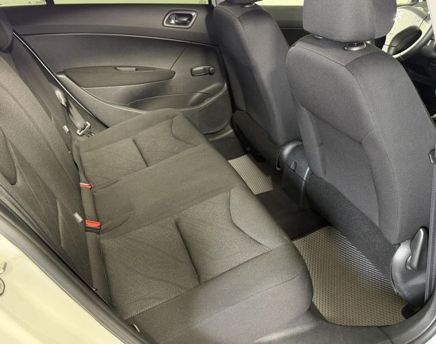 Peugeot 408  Access