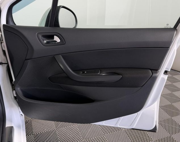 Peugeot 408  Access