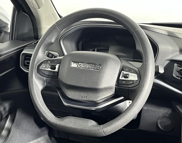 Changan LAMORE  Luxe
