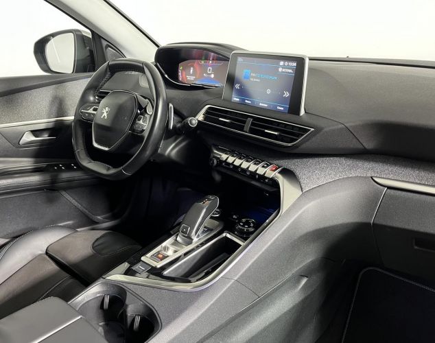 Peugeot 3008  Crossway