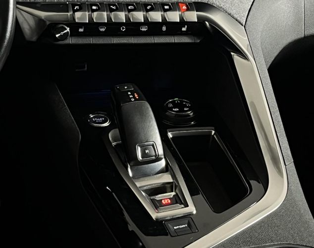 Peugeot 3008  Crossway
