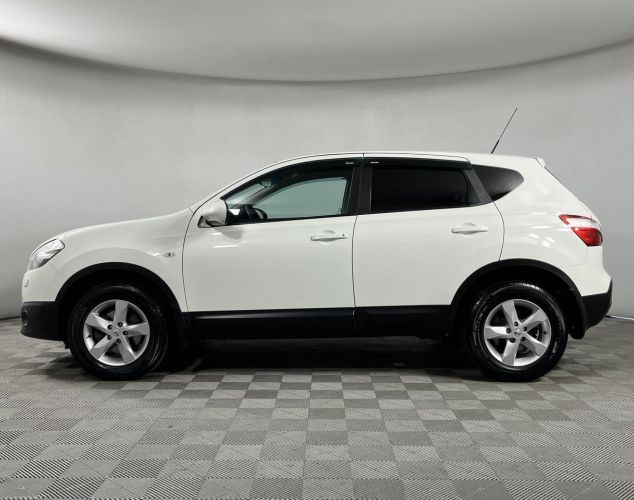Nissan Qashqai  SE