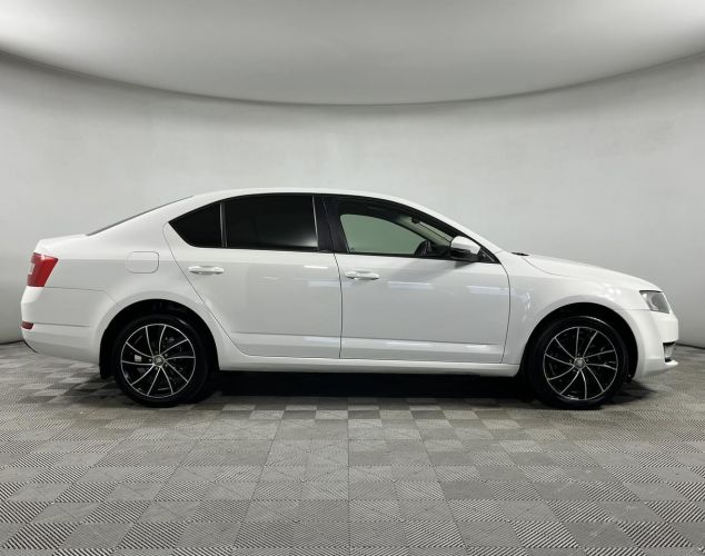 ŠKODA Octavia  Active